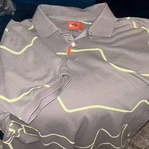 Men’s Nike Dri Fit short sleeve polo.  Size L, very good condition